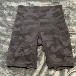 Lululemon Invigorate High Rise Short